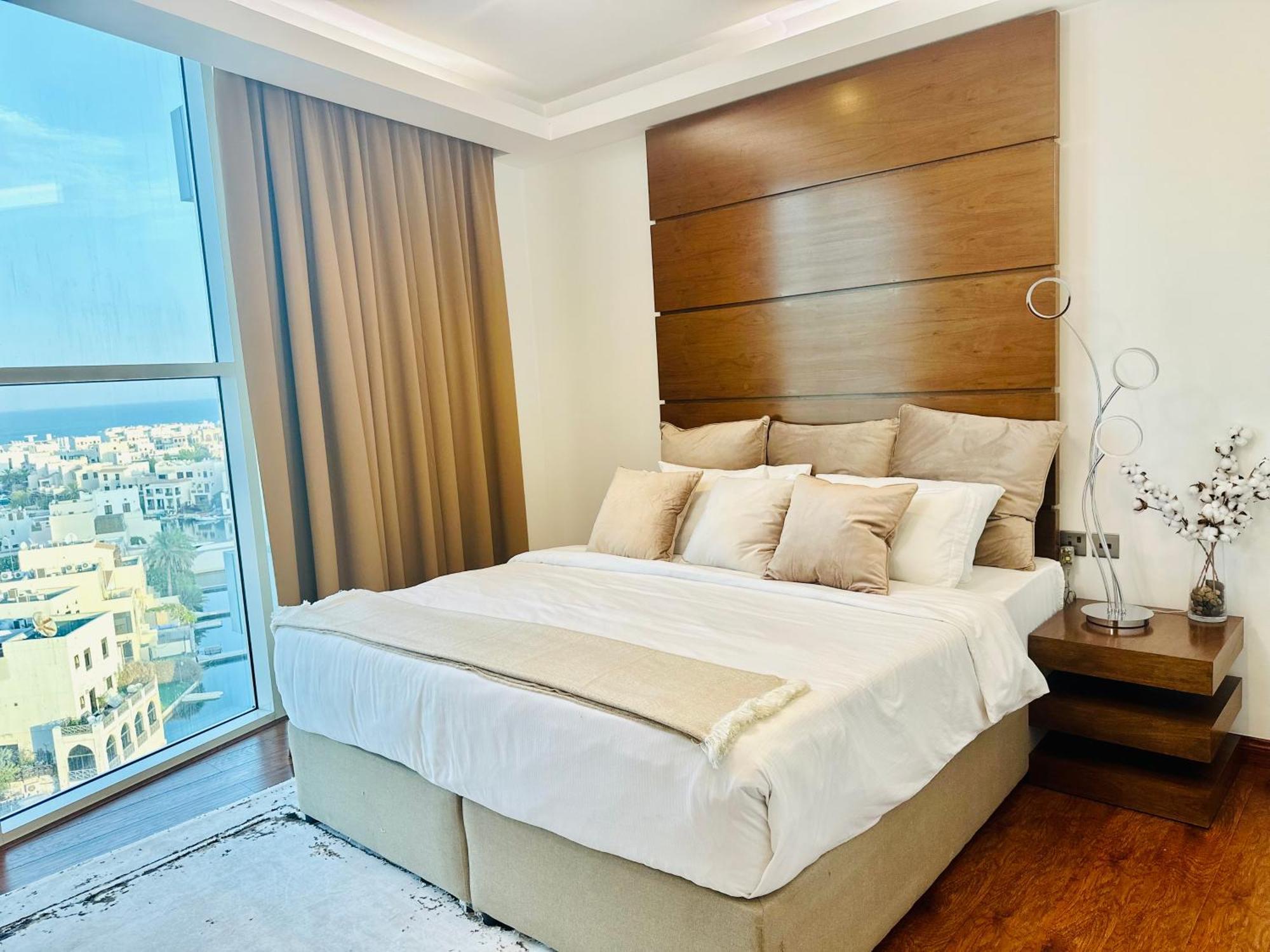 Saxophone Suites มูฮาร์รัก ภายนอก รูปภาพ