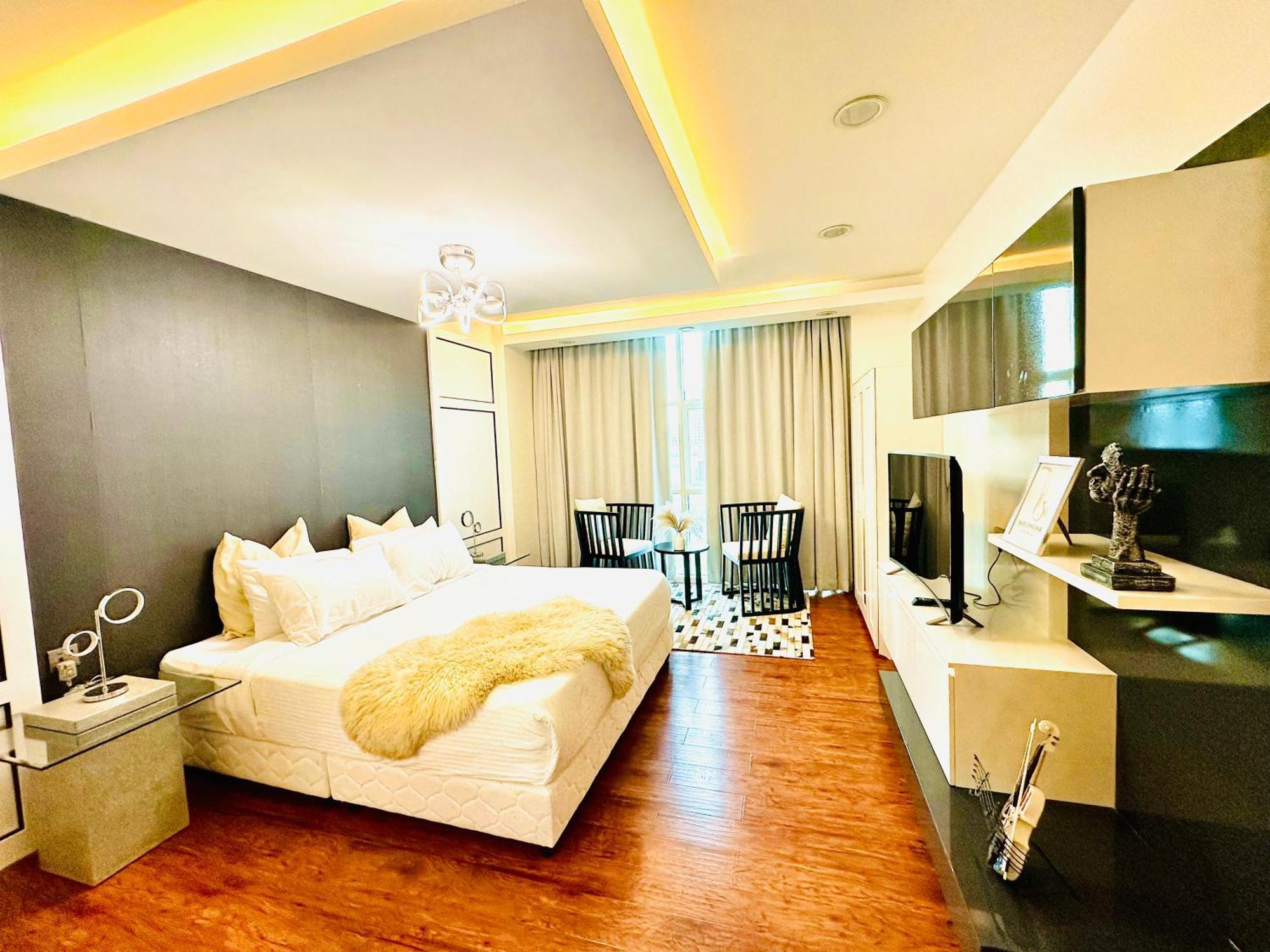 Saxophone Suites มูฮาร์รัก ภายนอก รูปภาพ